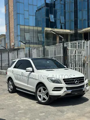 Mercedes-Benz M Class ML350 4MATIC 4dr SUV AWD (3.5L 6cyl 7A) 2014