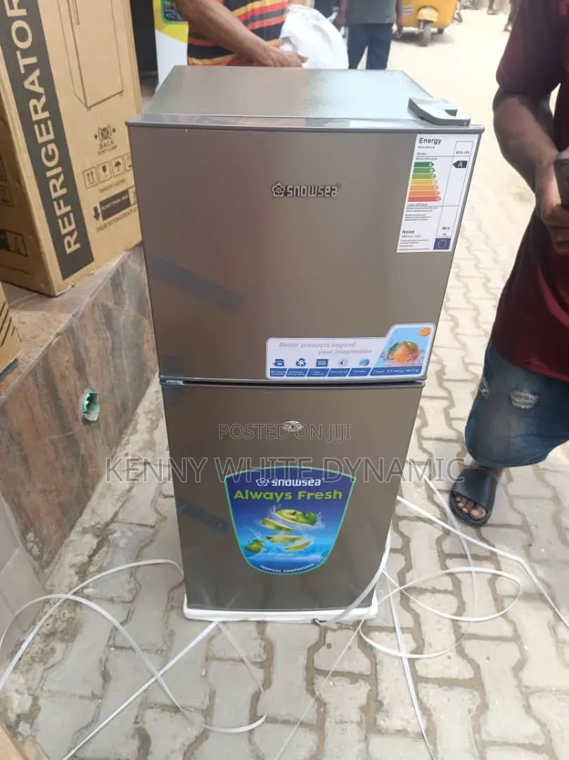 Snowsea Double Door Fridge Model 166
