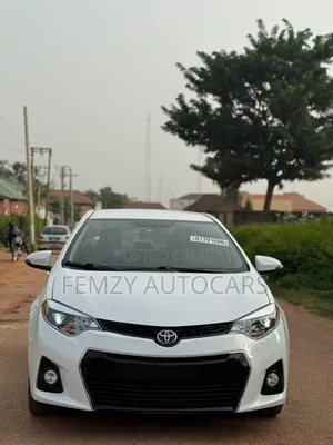 Toyota Corolla 2016 White