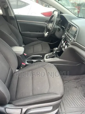 Hyundai Elantra Limited 2019 Silver