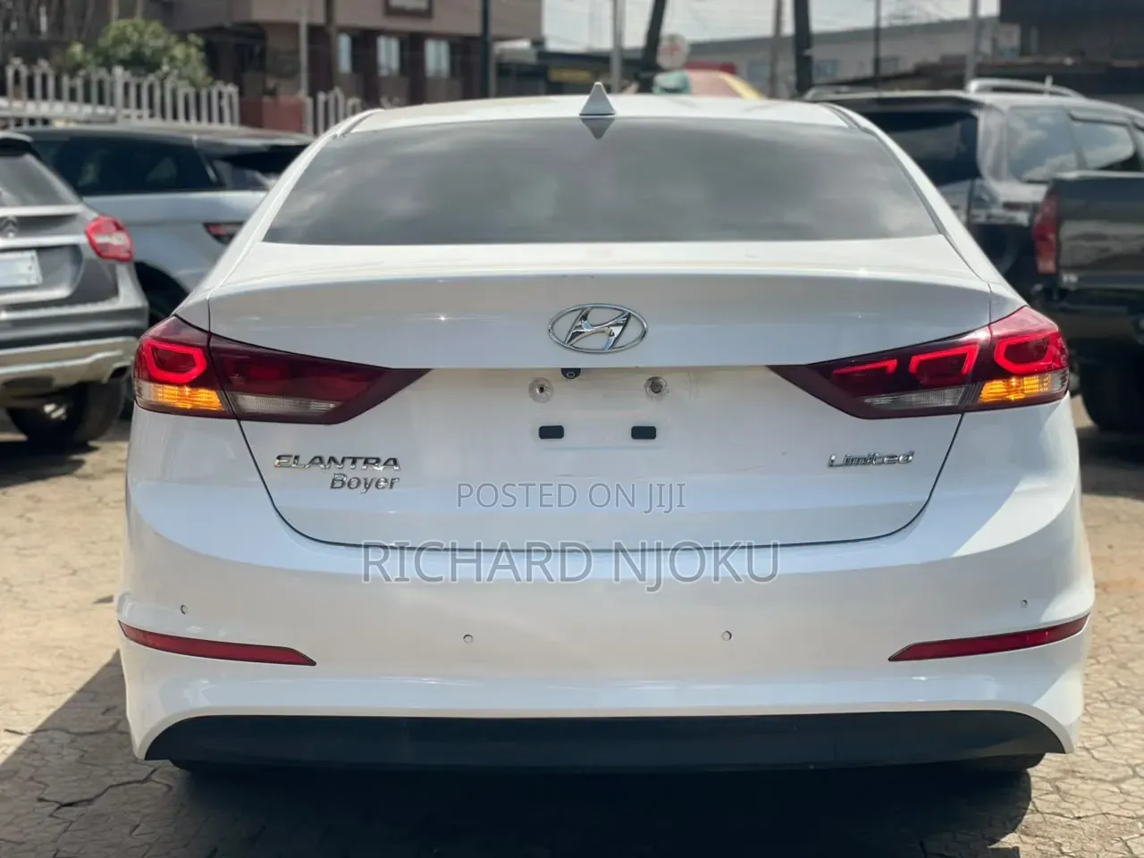 Hyundai Elantra 2016 White