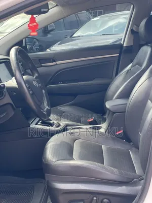Hyundai Elantra 2016 White