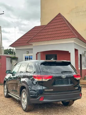 Toyota Highlander 2015 Black