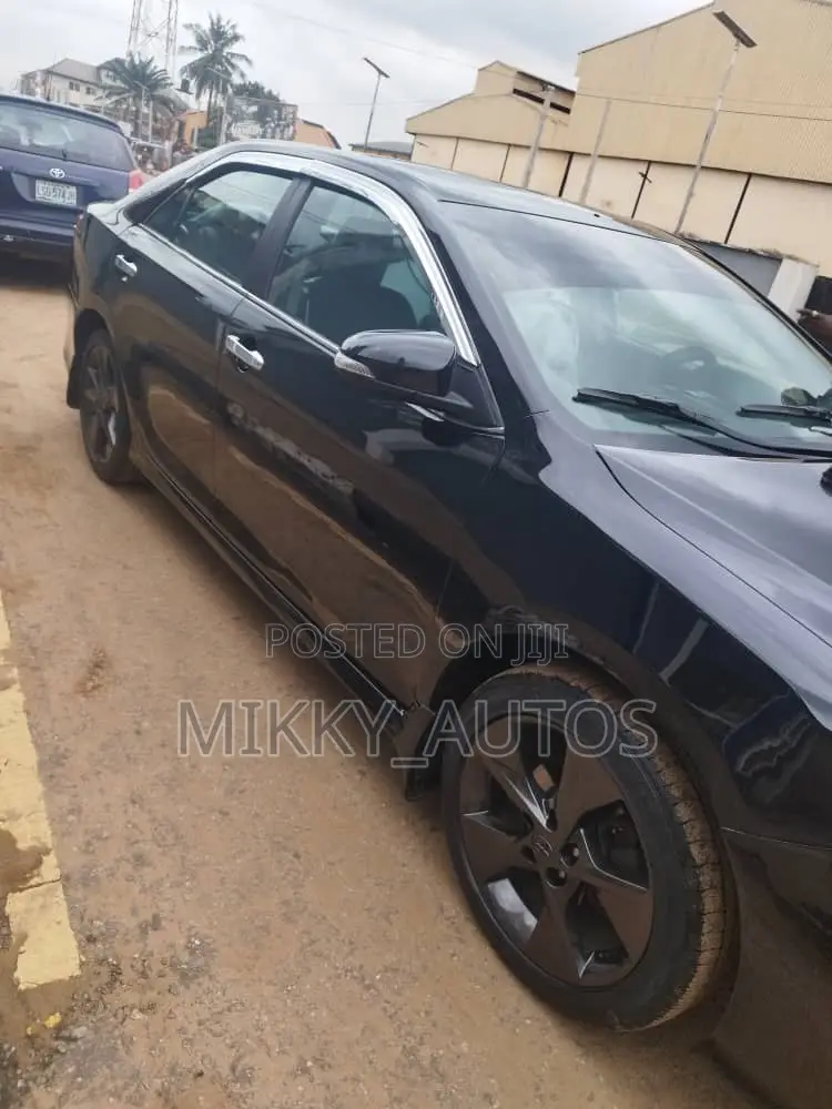 Toyota Camry 2014 Black