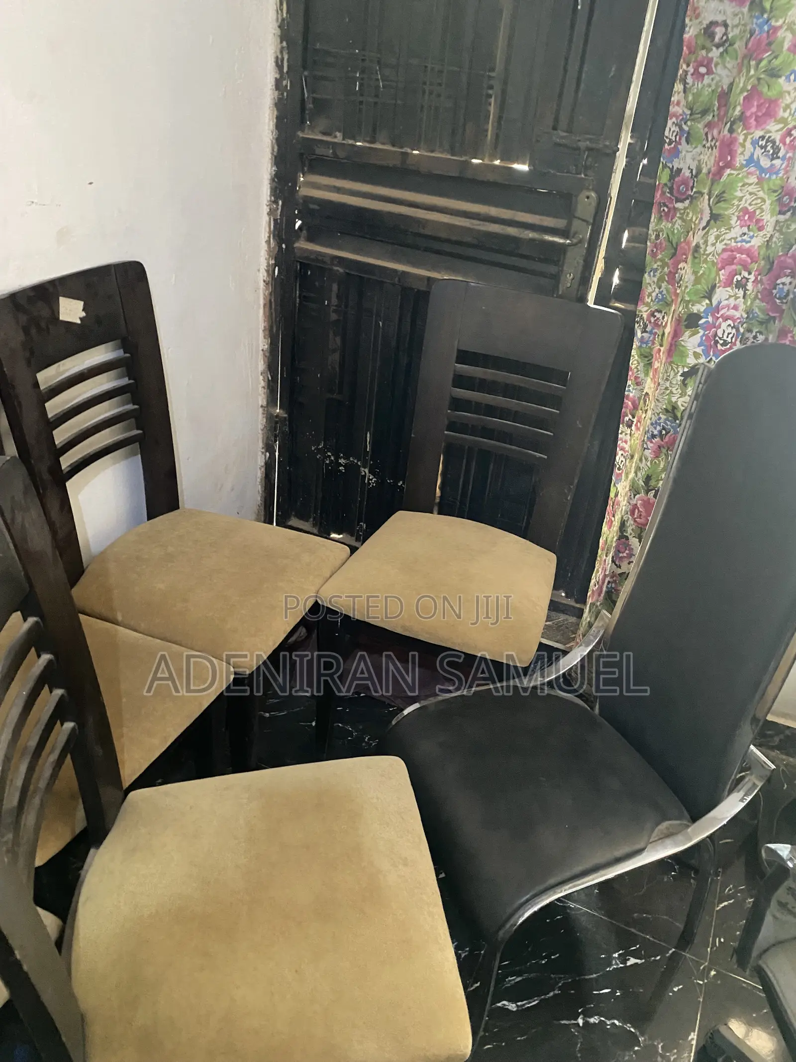 Dining Chairs/ Wardrobe/ Office Chair