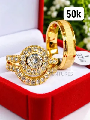 Round Shaped Gold Plated Wedding Ring Set