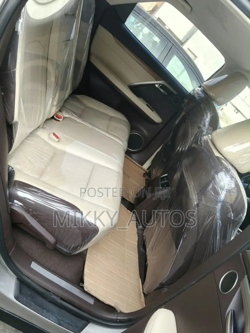 Lexus RX 2017 Silver