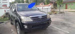 Toyota Fortuner 2008 Black