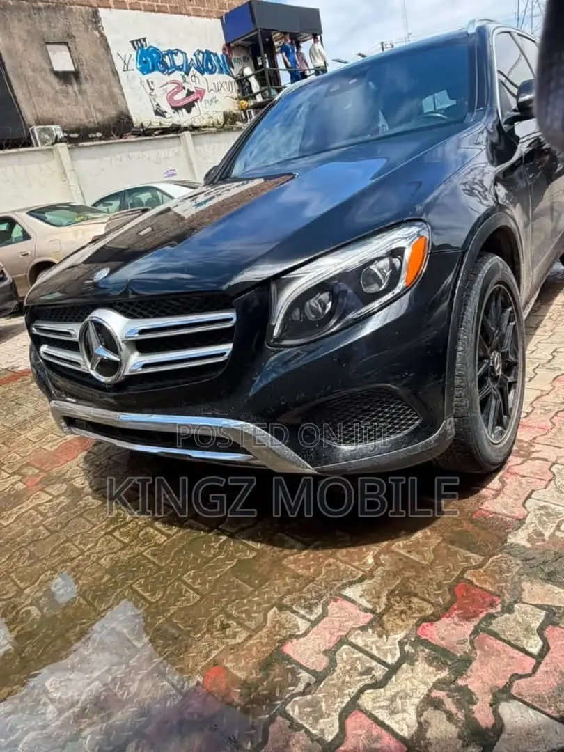 Mercedes-Benz GLC-Class 2017 Black