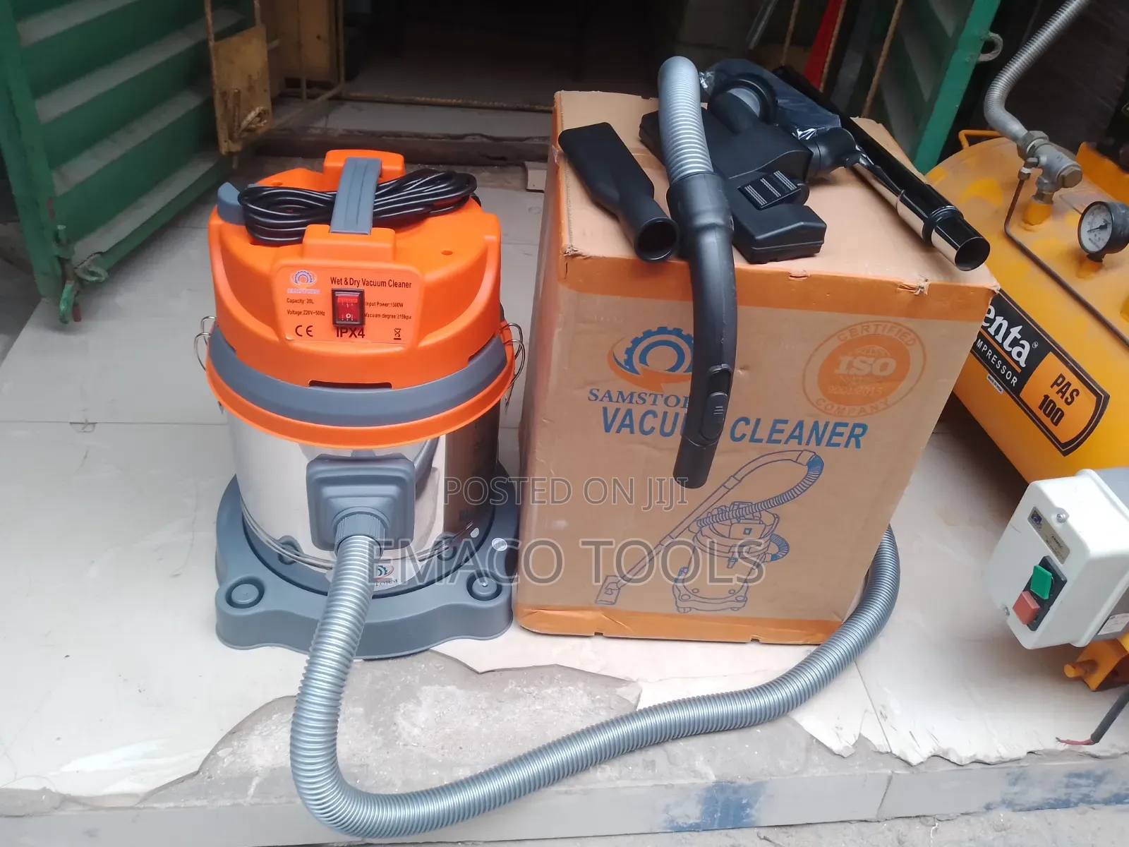 Vacuum Cleaner