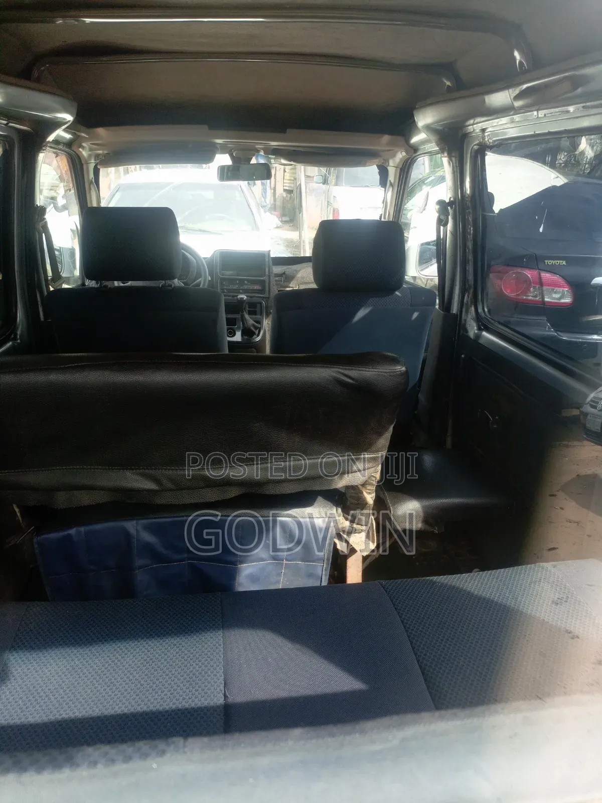 Daihatsu Hijet 2013 Silver
