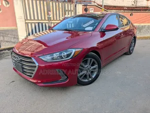 Hyundai Elantra Limited Sedan FWD (2.0L 4cyl 6A) 2017 Red