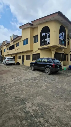 3bdrm Block of Flats in Ago Palace for sale