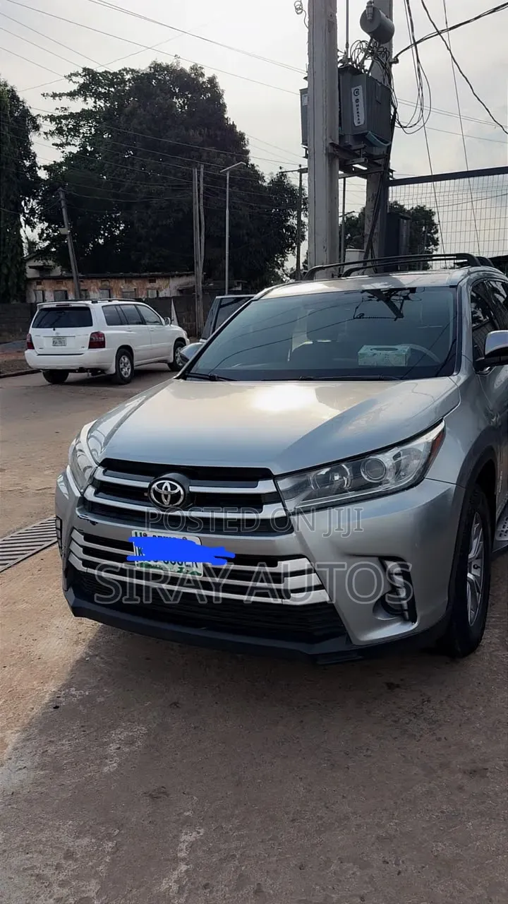 Toyota Highlander 2015 Gray
