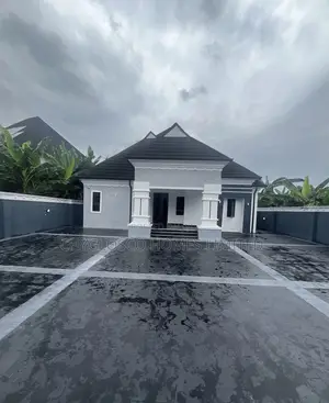 4bdrm Bungalow in New Layout for sale