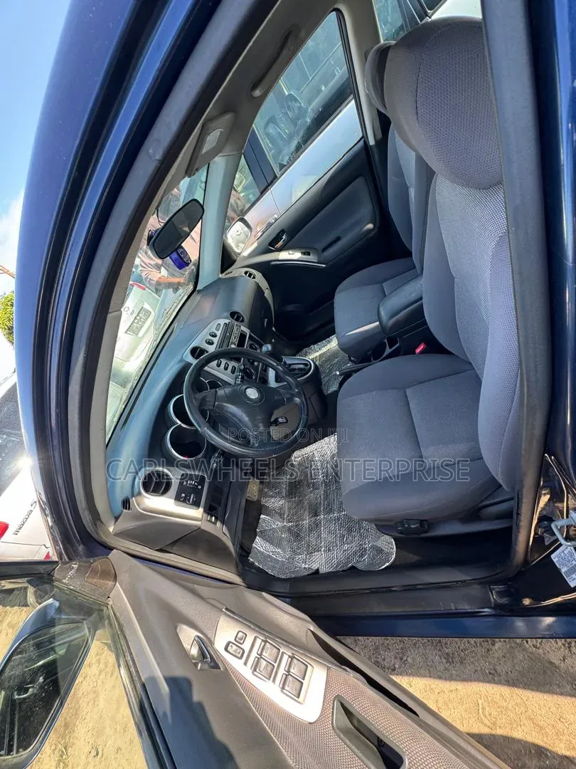 Toyota Matrix 2004 Blue