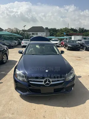 Mercedes-Benz C300 Base Sedan RWD (2.0L 4cyl 7A) 2016 Blue