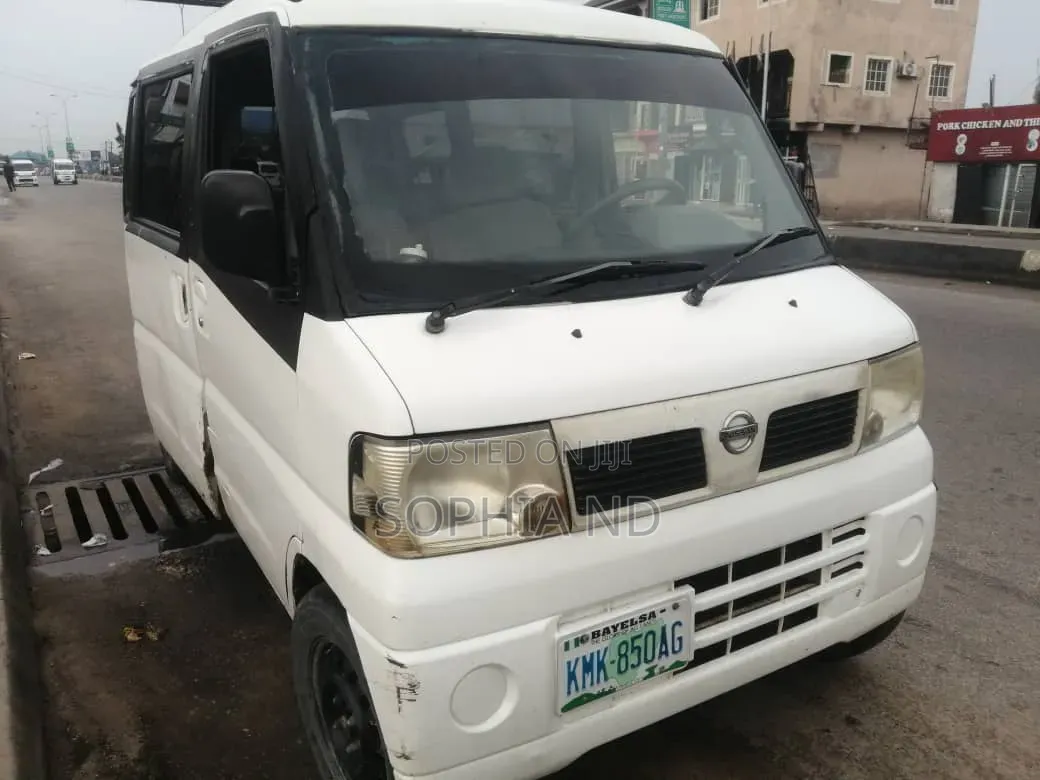 Mitsubishi Fuso Aero Bus 2007 White