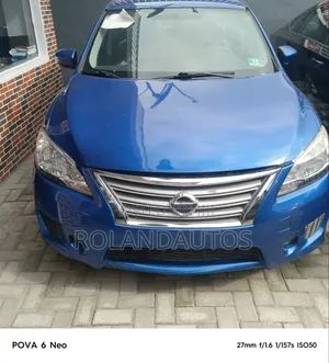 Nissan Sentra SR 4dr Sedan (1.8L 4cyl CVT) 2014 Blue