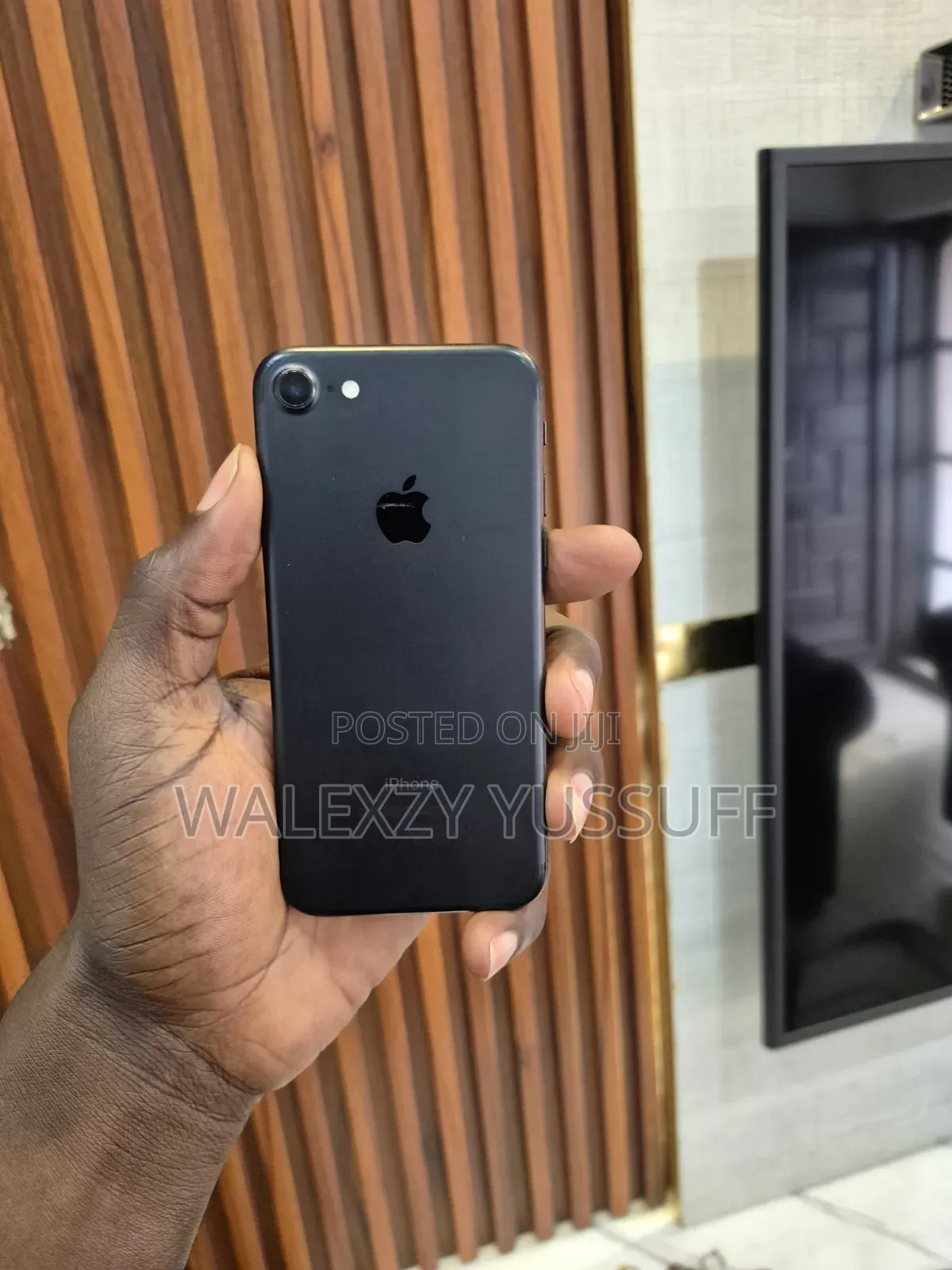 Apple iPhone 7 32 GB Black
