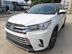 Toyota Highlander 2019 White