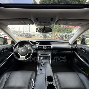 Lexus IS 200t 2016 Black