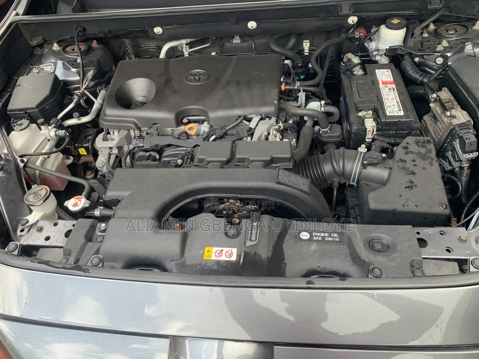 Toyota RAV4 XLE 2021 Gray
