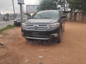 Toyota Highlander 2012 Black