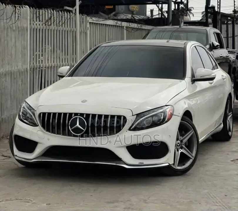 Mercedes-Benz C300 2015 White