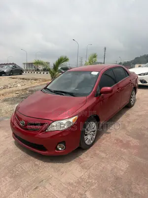 Toyota Corolla LE 4dr Sedan (1.8L 4cyl 4A) 2013 Red