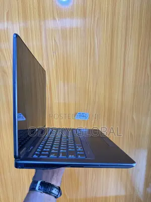 Laptop Dell Latitude E7440 8GB Intel Core i7 SSD 128GB