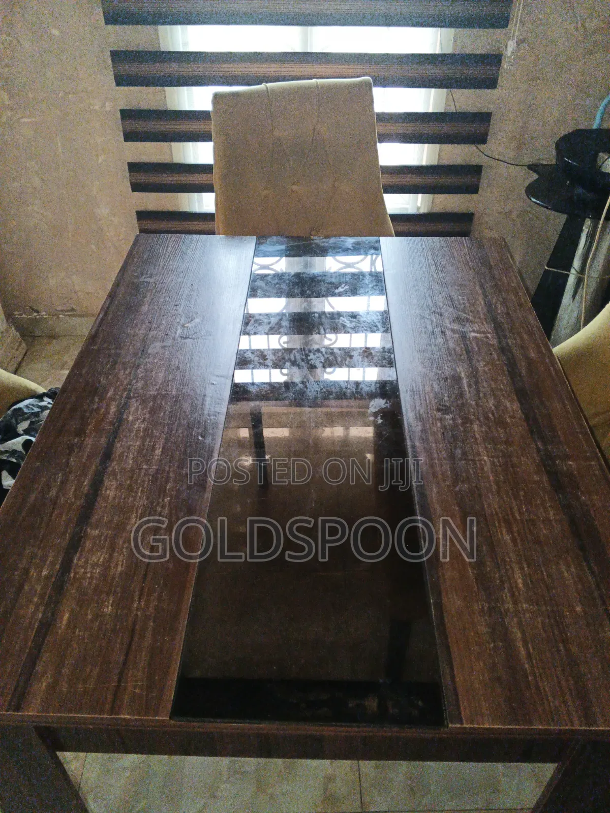 Dinning Table
