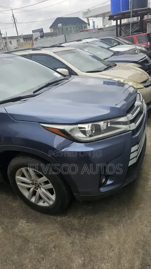 Toyota Highlander 2016 Blue