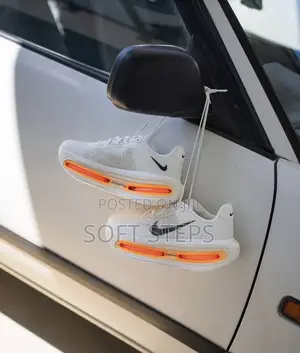 Nike Vomero Premium 'Sail/Total Orange'