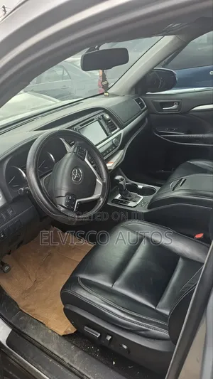Toyota Highlander 2016 Silver