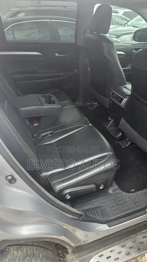 Toyota Highlander 2016 Silver