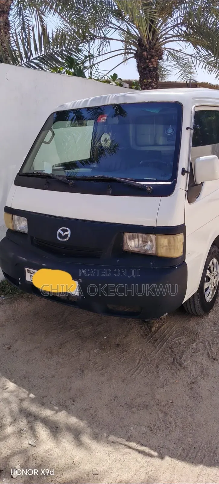 Mazda E2000 2003 White