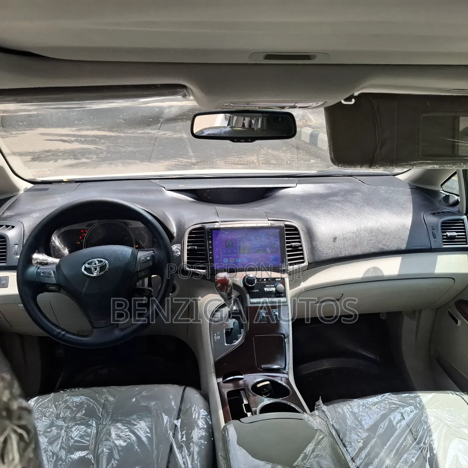 Toyota Venza 2010 White