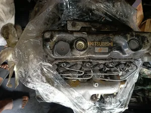 Hyundai County Bus /Mitsubishi Canter Engine 32 Diesel Engine