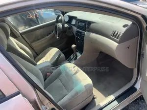 Toyota Corolla 2007 Gold