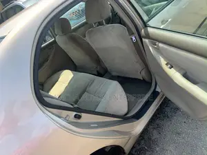 Toyota Corolla 2007 Gold