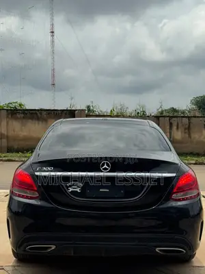 Mercedes-Benz C300 Base 4dr RWD Sedan (2.0L 4cyl 7A) 2015 Black