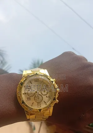Saigela Gold Watch