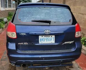 Toyota Matrix XR Hatchback AWD (1.8L 4cyl 4A) 2005 Blue