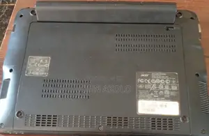 Laptop Acer Aspire V5 4GB AMD A10 HDD 256GB