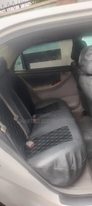 Toyota Corolla 2005 White