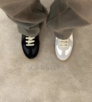 Maison Margiela Replica Low-Top Sneakers
