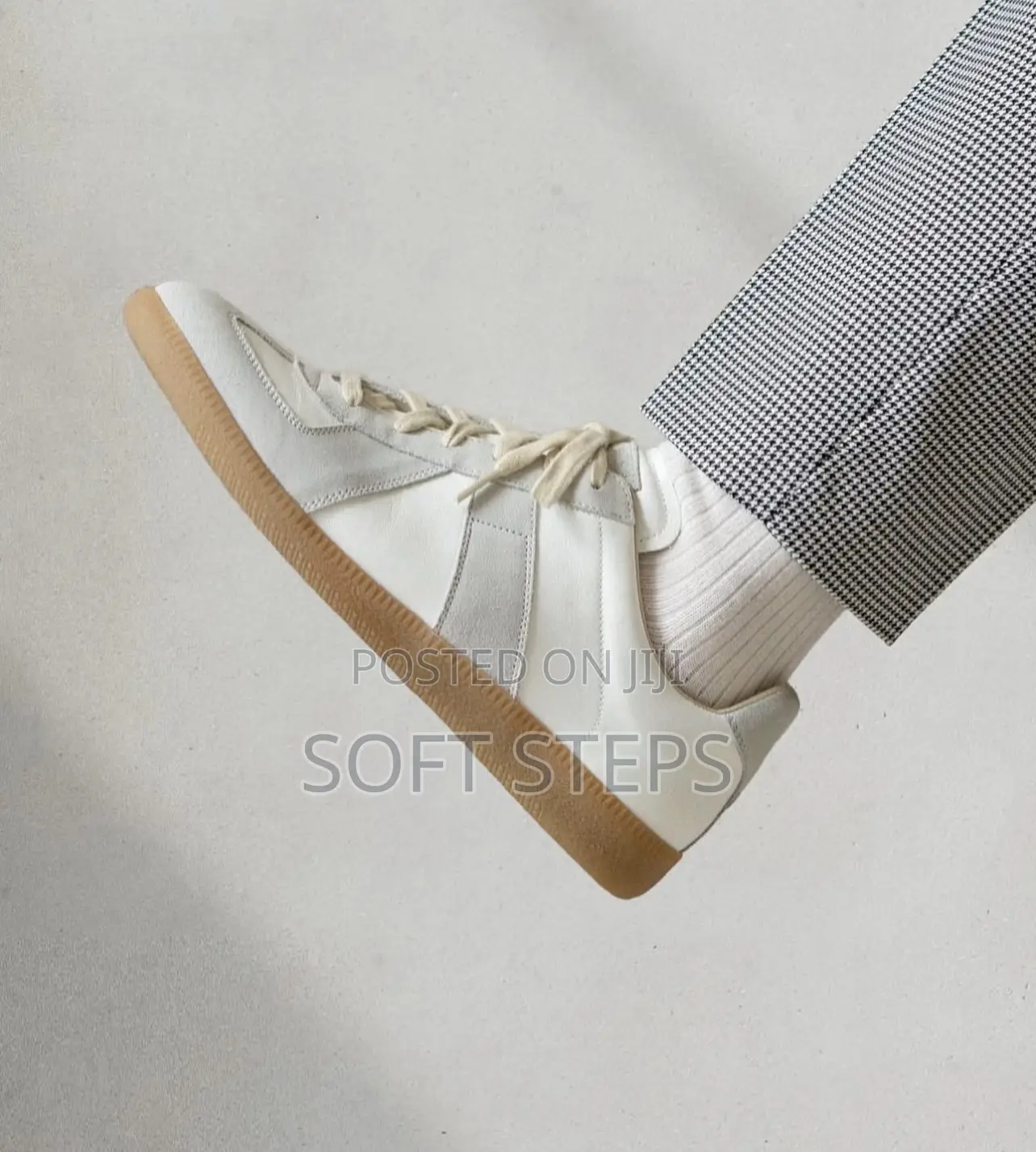 Maison Margiela Replica Low-Top Sneakers