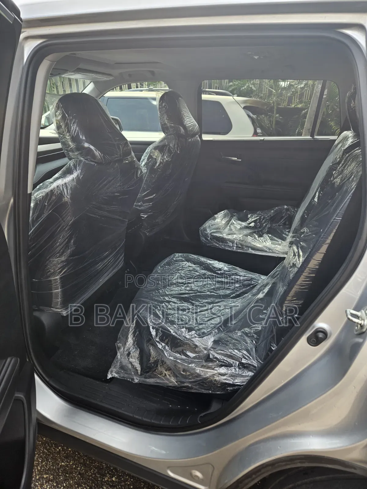 Toyota Highlander XLE 2021 Silver