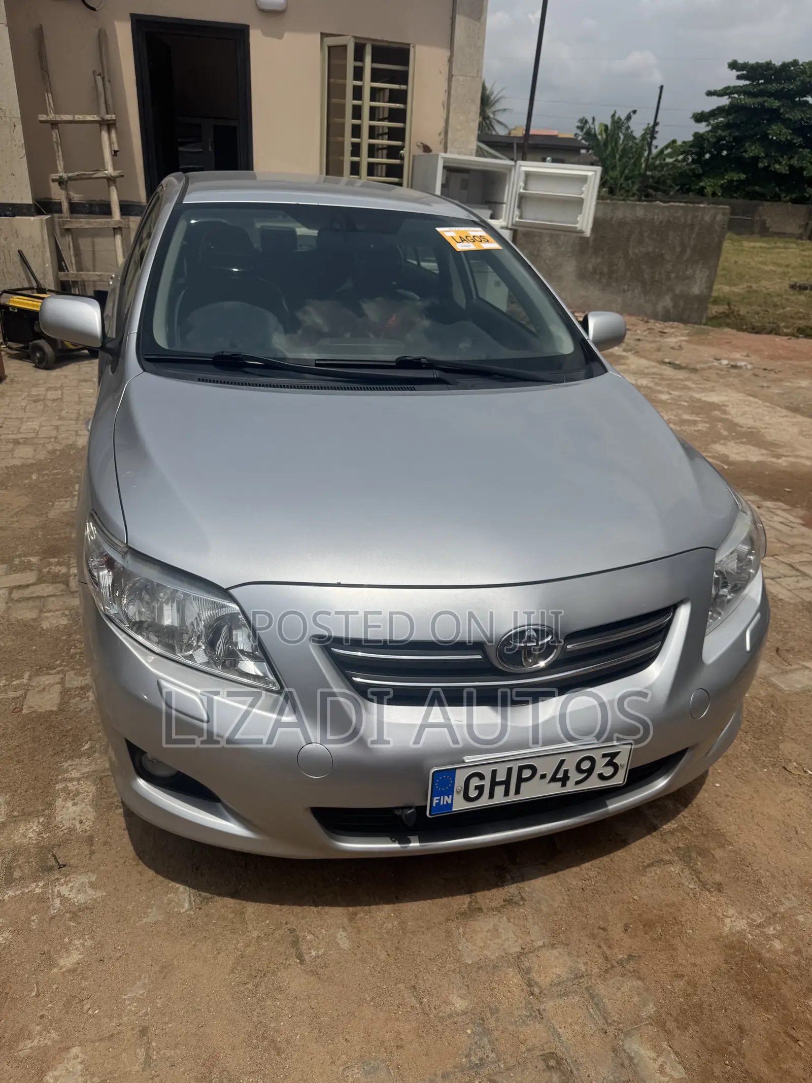 Toyota Corolla 2010 Silver